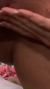 Rayuan lesbian antara Tosh Locks dan callie cobra dua pelacur menikmati menjilati memek mereka dan masturbasi dengan jari mereka