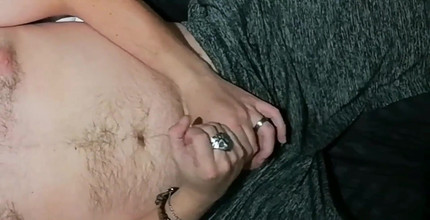 Dirty Talking Guy: Aku suka banget ngegodain kontolku sampai dicrot banyak banget