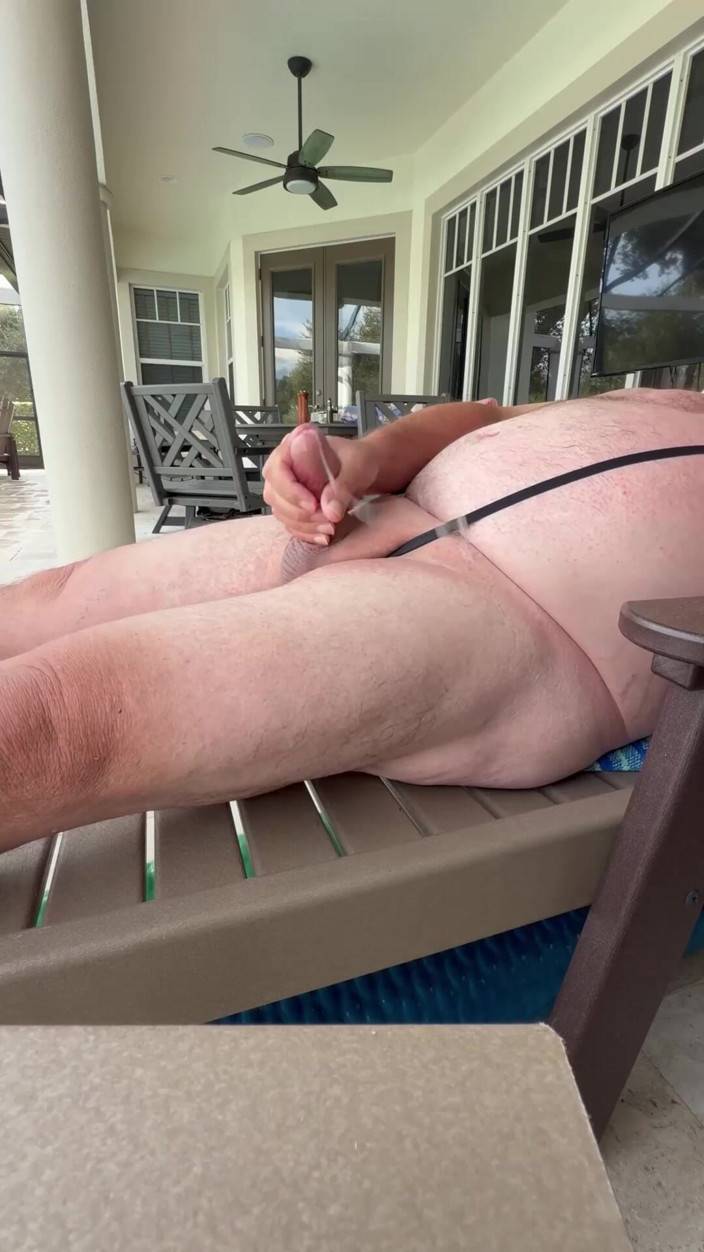 GottaLuvBB: Hanging at the Pool Made Me Horny
