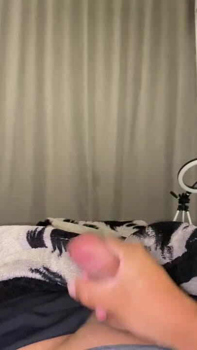 Dylan Ford: Twink brazilian adoră să ejaculeze înainte de a merge la culcare |...