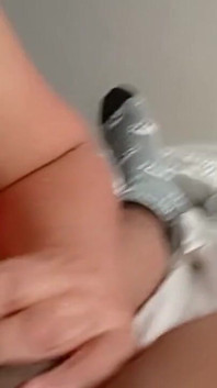 Sesso orale con la mia vicina di casa troia matura traditrice