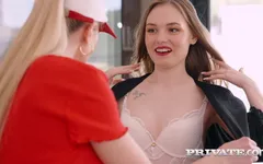 Özel - Silvia Wise Vanessa Hillz ile anal üçlü seks yapıyor