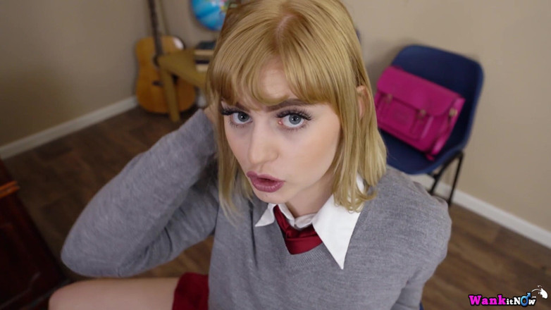 Wank it Now: Elle - en iyi öğrenci