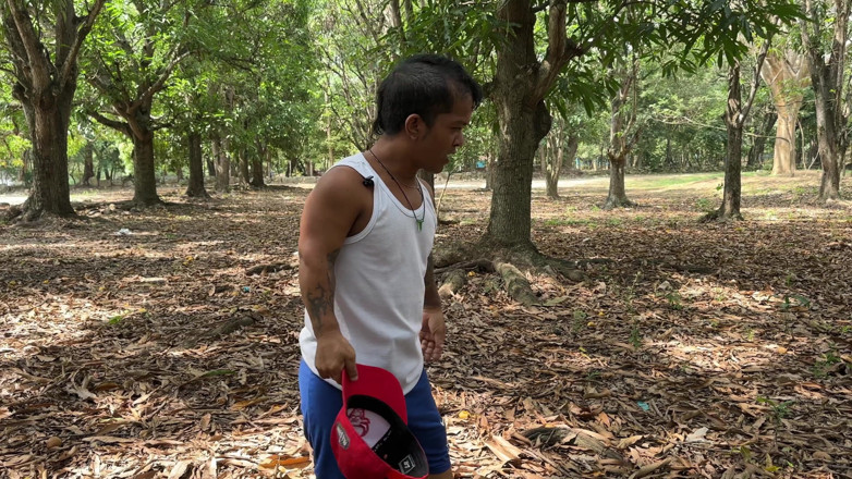 ManuelaAlvarez: 树林中的呻吟：我看到一对情侣在户外拼尽全力，录音时我还自慰了