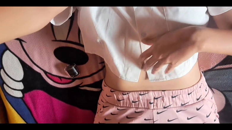 Yulieth Gomez: 이 테이블에 너무 섹시해! 격렬한 오르가즘! 포르노를 문지르는 무료 보지