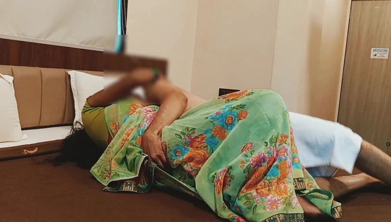 Harder299: Horny Amateur Indian Step Mom in Saree Fuck by Young...