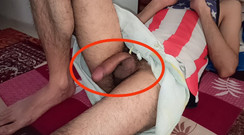 Desi__Panda: Pathaan Boy BBC monstrózní péro vycházející z Lungi