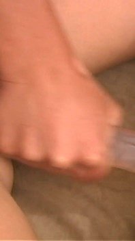 Mädchen, mädchen, großer doppeldildo-fick