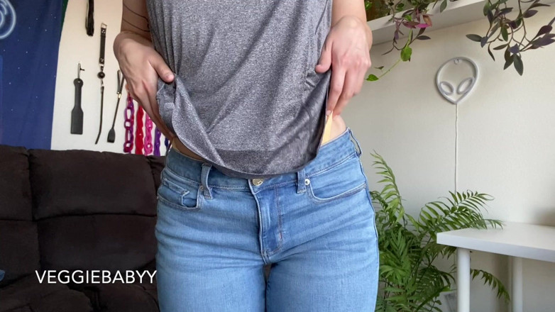 Veggiebabyy: Jeans fetiche rabo de baleias joi provocam