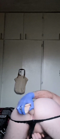 Orgasm solo cu vibrator