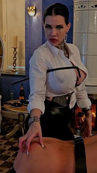 Slečna Alessa Milano Sexy Smyslná Přísná část 2