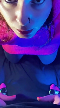 Blowjob terbaik dari awek transeksual cantik Emma Ink pada tahun 2024