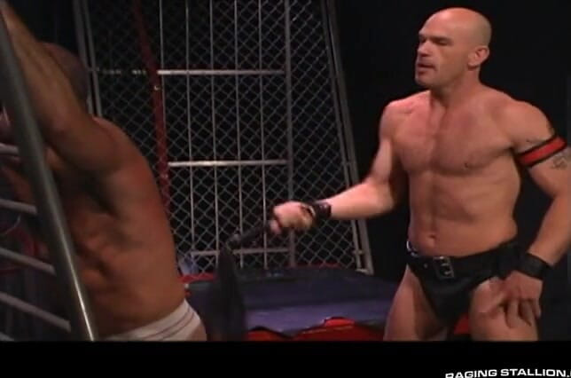 Raging Stallion: Sesso duro