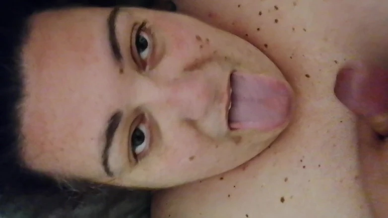 Chupita84: Wife jerking cock