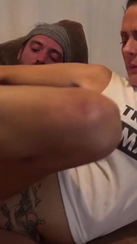 La sexy bruna Jess Scozia sbatte forte sul cazzo di Jonny Coopers