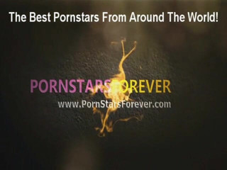 Pornstars Forever: Puszczalska milf z dużymi cyckami dostaje jej cipkę zerżnięta i...