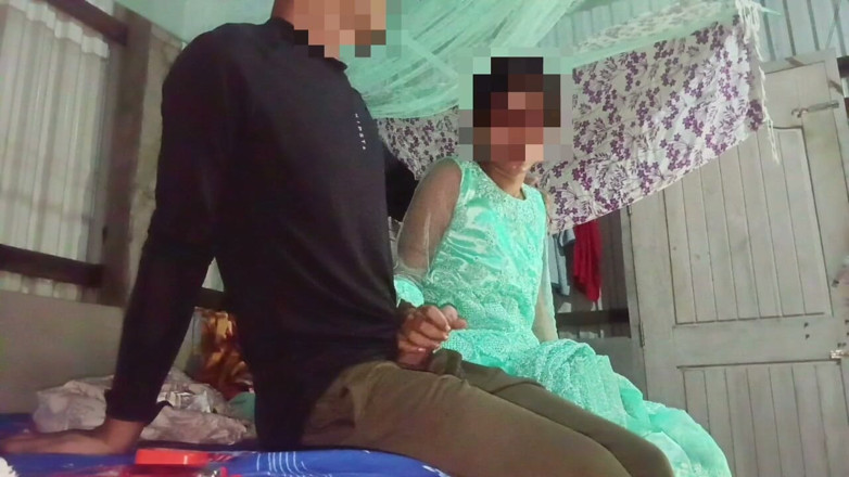 Tip_top_mall: Indian Desi Village 18+ Teen Girl Fucked Hard by Her Lover