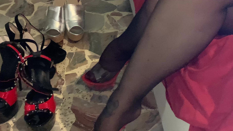 CoppiaCollant: POV High Heels Fetish