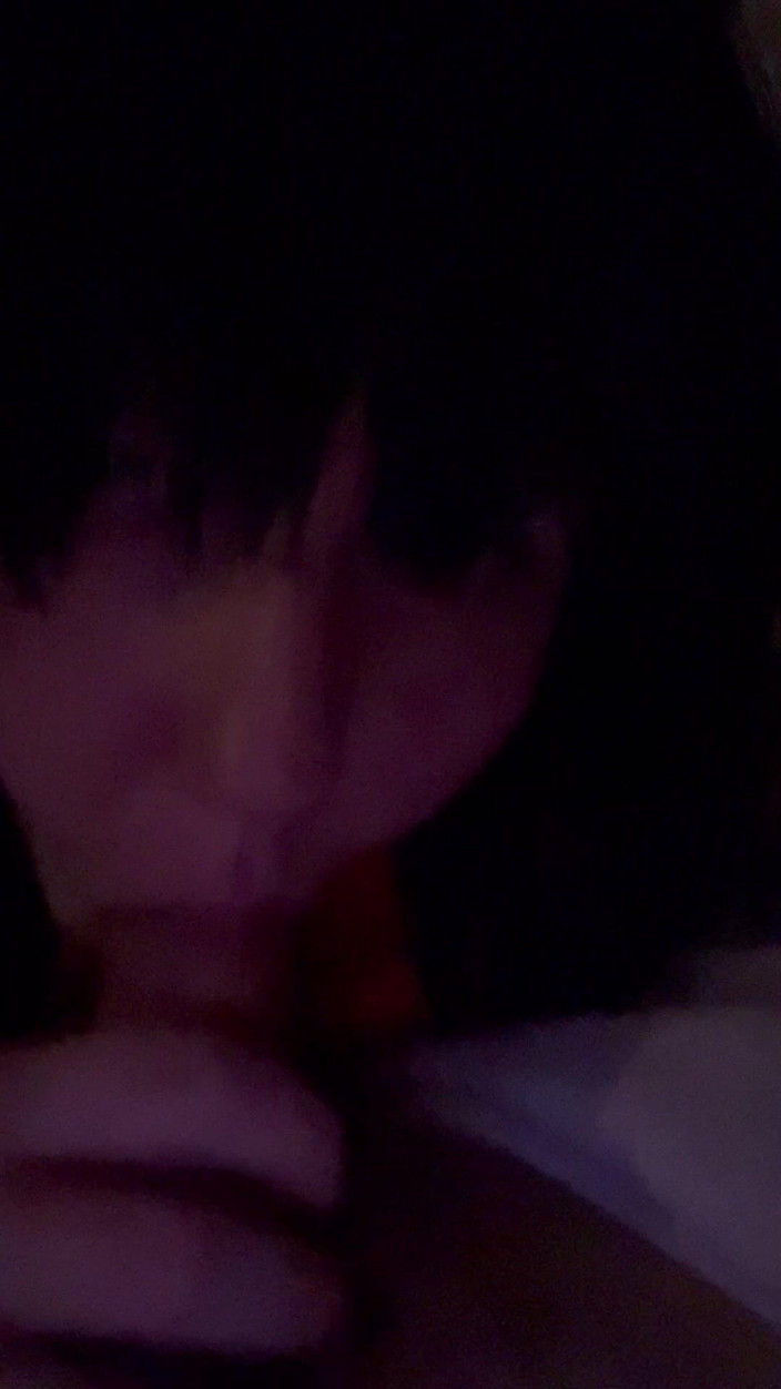 Couple18and38: Jovem De 18 Anos Faz Sexo Oral À Noite