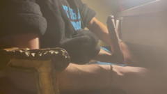 Colin Secore: Ma Uitam La Poze Cu Prietena Mea Și Mi S-a Sculat...