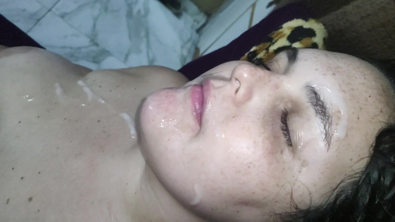 Cuckold Couple Swing: Esposa gostosa tem um fetiche por foder sua amiga universitária...