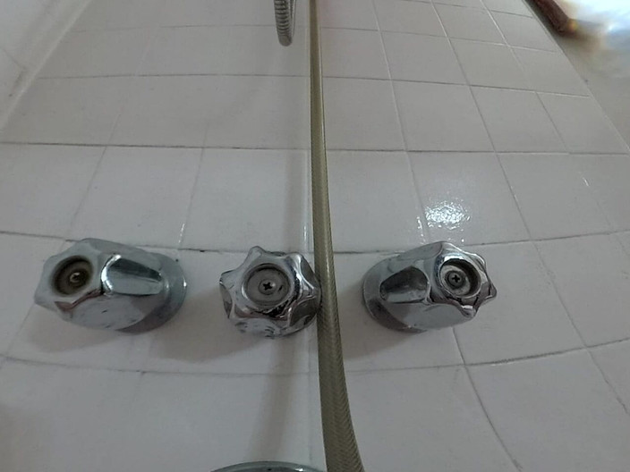Lizzy Yum VR: Liz young vr 2025 lagi asik muasin memeknya pakai dilate pakai...