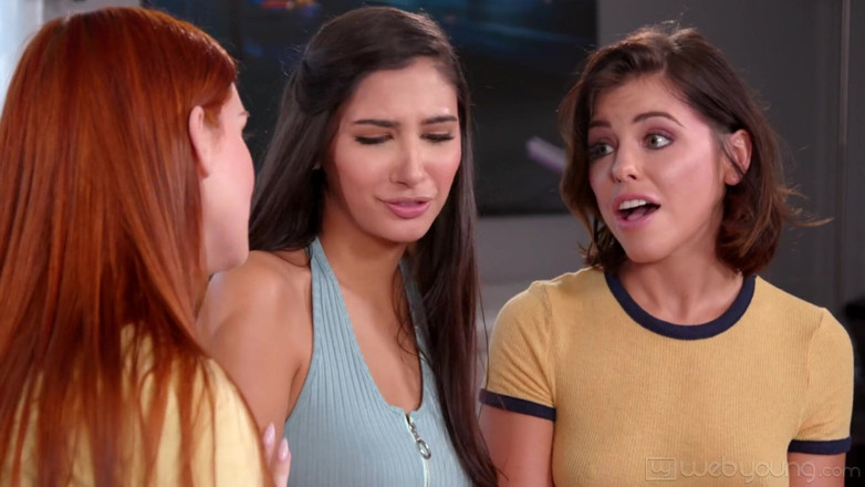 Web Young: seksi Maya kendrick, adriana chechik aur gianna dior kaamuk lesbiyan...