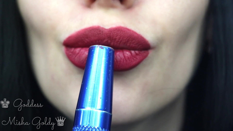 Goddess Misha Goldy: Cum to my big burgundy seduction and big hookah smoke!