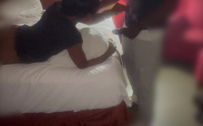 Purge_her: Sdraiato nel letto, poi dammi la testa
