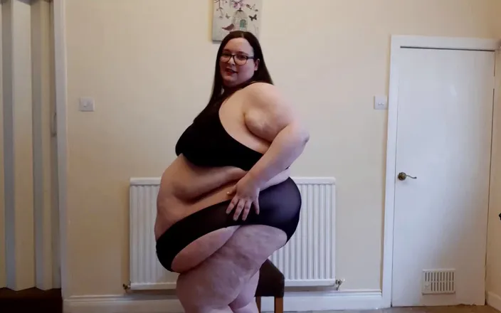 SSBBWLadyBrads: New lingerie try on