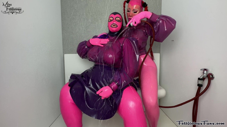 Miss_Fetilicious: Pembe ve Mor Lateks Katmanlar