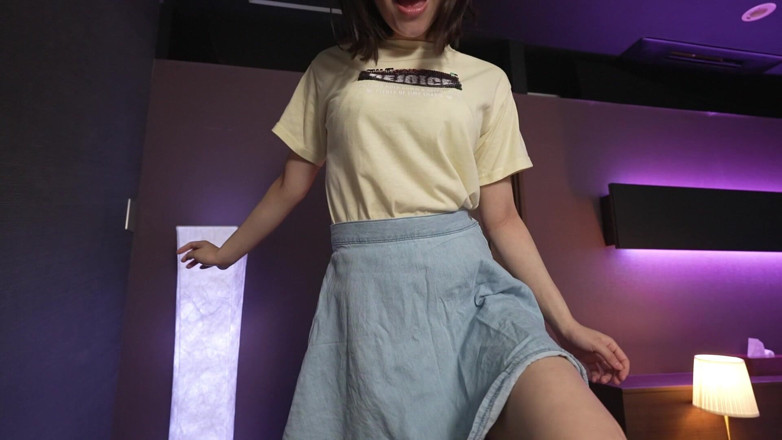Strix: ถ่ายทอดสดเย้ายวน: สาวสวยระดับไอดอล