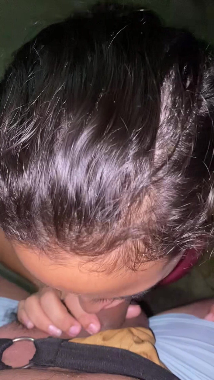 SweetPower6: Ze zuigen mijn kont in de keuken