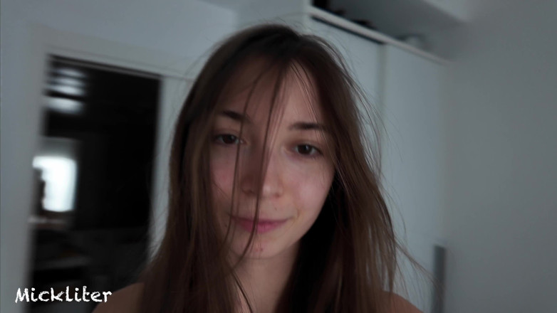 Mick Liter: セックスVlog。パート1。彼女はフェラチオで私を起こし、私のペニスに登りました