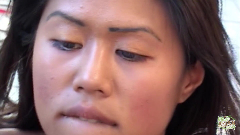 Magic Asian Pussy: Ihre asiatischen löcher können BBC nehmen und es auf ihr...