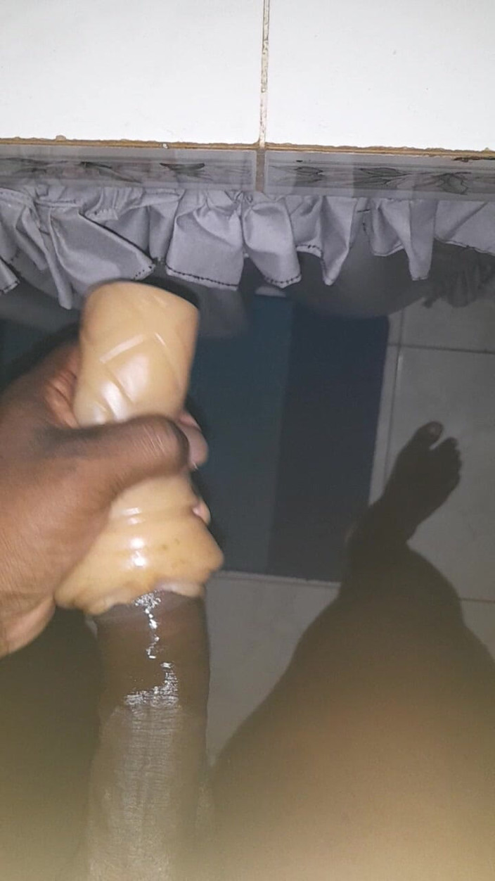 Black guy: Honění S8 E8