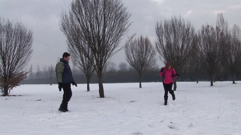 My porn family: Este futută de tatăl ei vitreg în baie