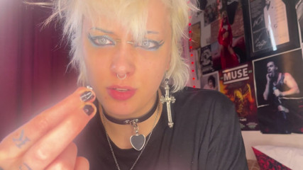 Glitterqueen1999: 2 Tiny Men Snuck Into My Smoothie! Giantess Swallowing