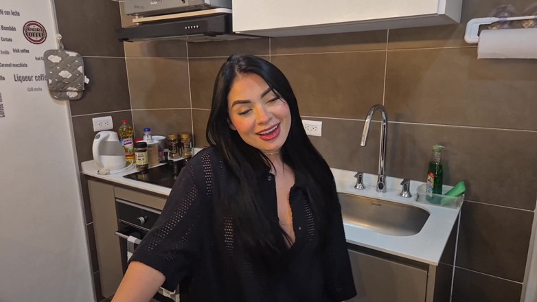 Aaroon Mush: Sans Réfléchir, Je Baise La Demi-sœur De Mon Meilleur Ami...