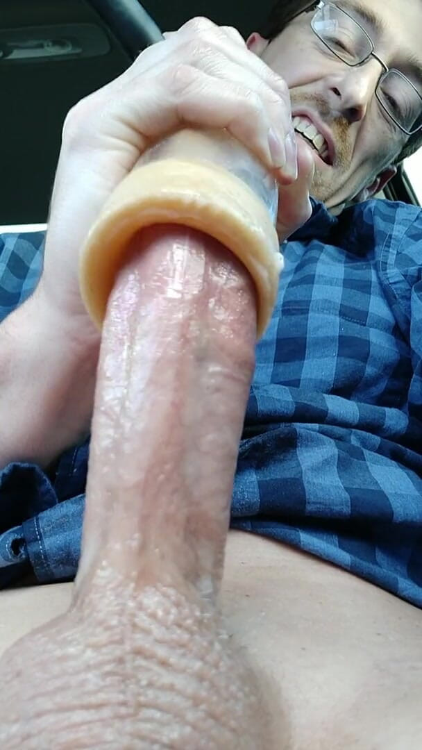 Big Daddy Dommmm: Sexuální stroj, který nechává sperma vyletět jako mixér, část 3