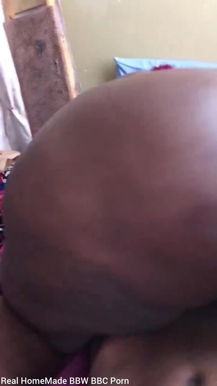 Super sexy ebony cuties: Büyük götümü zıplatıyor büyük zenci biniyorum