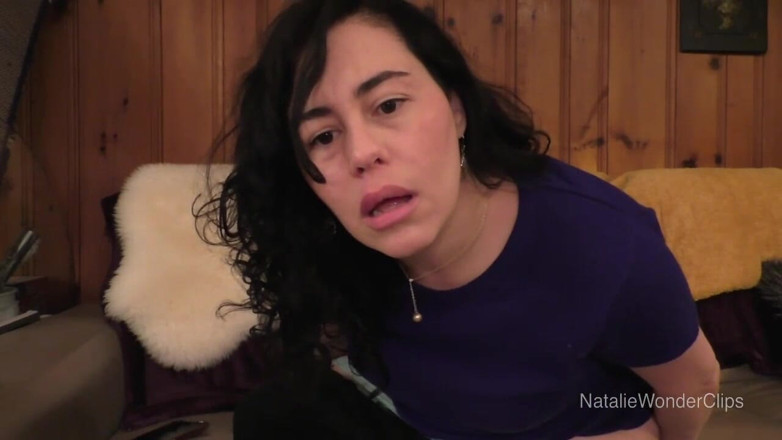 Natalie Wonder: Lubang pantat ibu tiriku ganas bangketnya dia menyerahin kontolmu untuk...