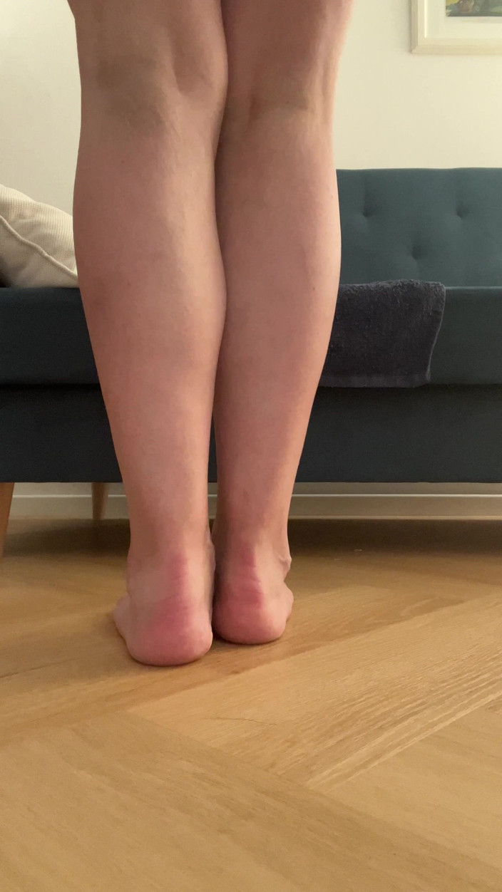 Feet: 脚