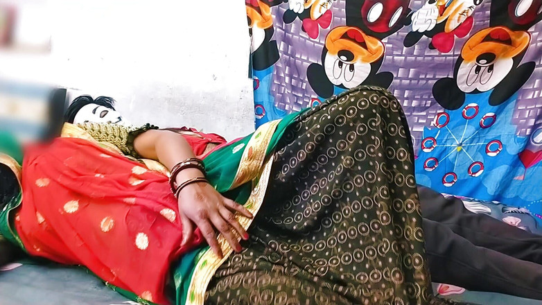 Rakul008: 独自在家，来我的房间操和骑硬鸡巴