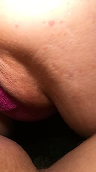 Menyedot debu anus ibu tiri sambil berhubungan seks dengan Big Creampie End