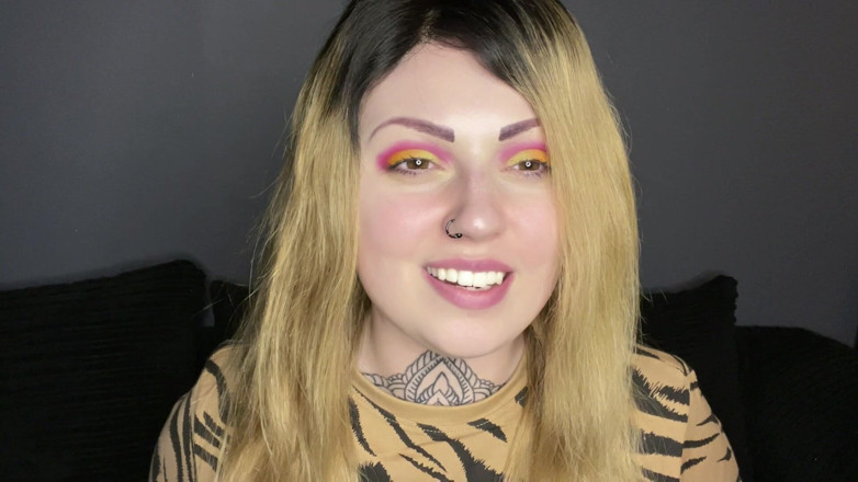 Miss Valentina: Mesmerised to Forget Her