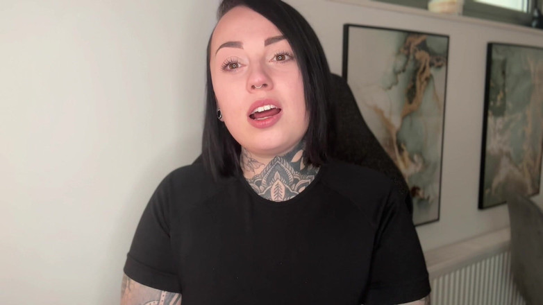 Miss Valentina: Executrixxx vydírání-fantazie