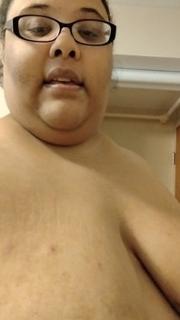 BBW Shows Her Tits