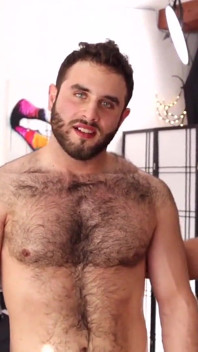 Homens peludos para todos! Juan Lucas perfura isaac peluda bunda