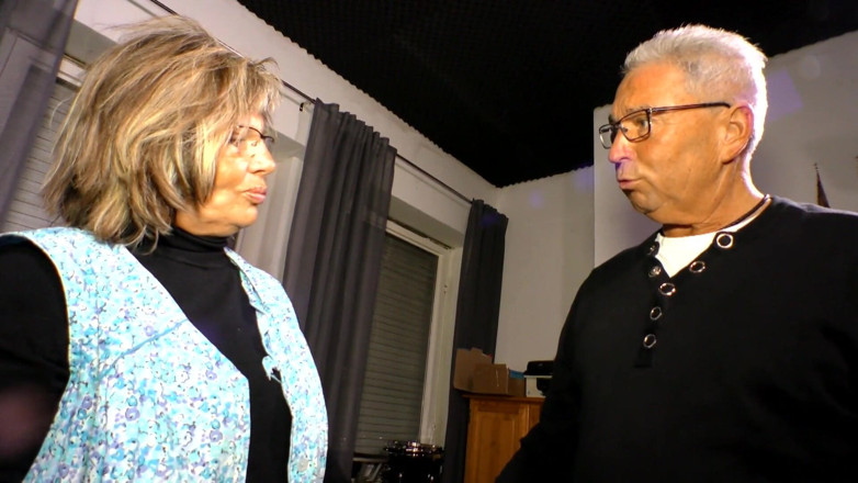 FUCK PARTY XXX and VINTAGE PARTY: Sexy old mature gets fucked hard in her big round...